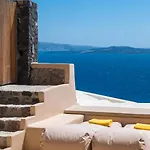 Armeni Luxury Apartahotel 4*