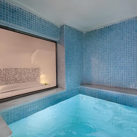 Armeni Luxury Aparthotel Oia (Santorini)