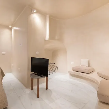 Armeni Luxury