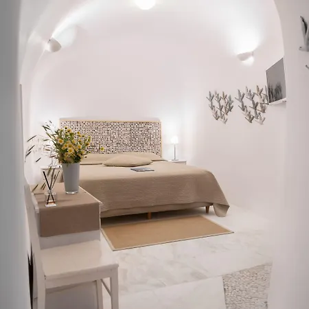 Armeni Luxury אויה