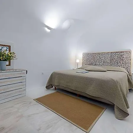 Armeni Luxury 4* Οία