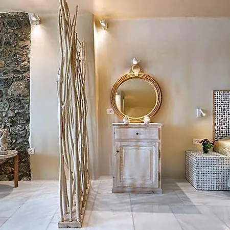 Armeni Luxury Ξενοδοχείο με διαμερίσματα 4*