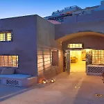 Armeni Luxury