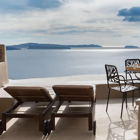 Armeni Luxury Aparthotel Oia