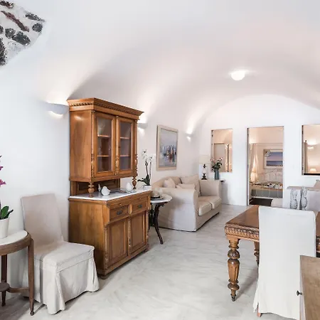 Armeni Luxury Aparthotel