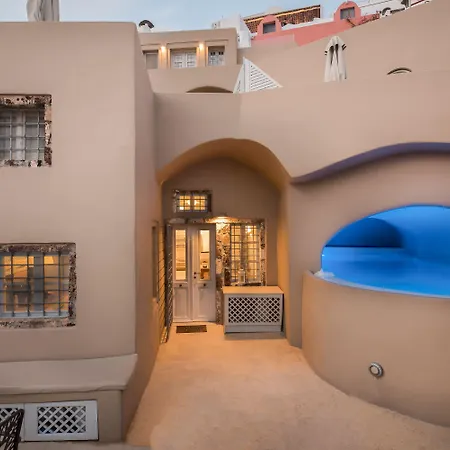 Armeni Luxury Aparthotel 4*