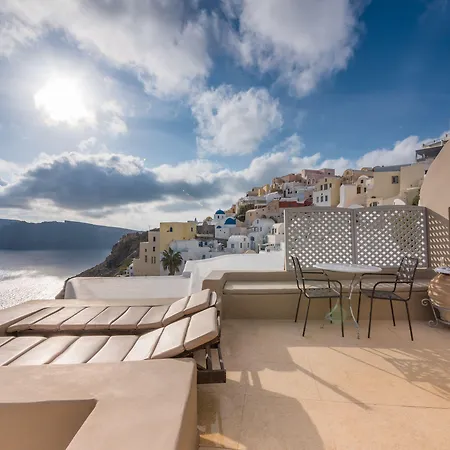 Armeni Luxury Aparthotel