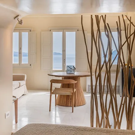 Armeni Luxury Aparthotel Oia