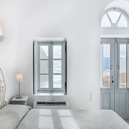 Aparthotel Armeni Luxury Oia